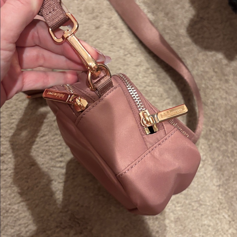 Lululemon everywhere crossbody bag- rose color/rose gold hardware - Picture 2 of 7